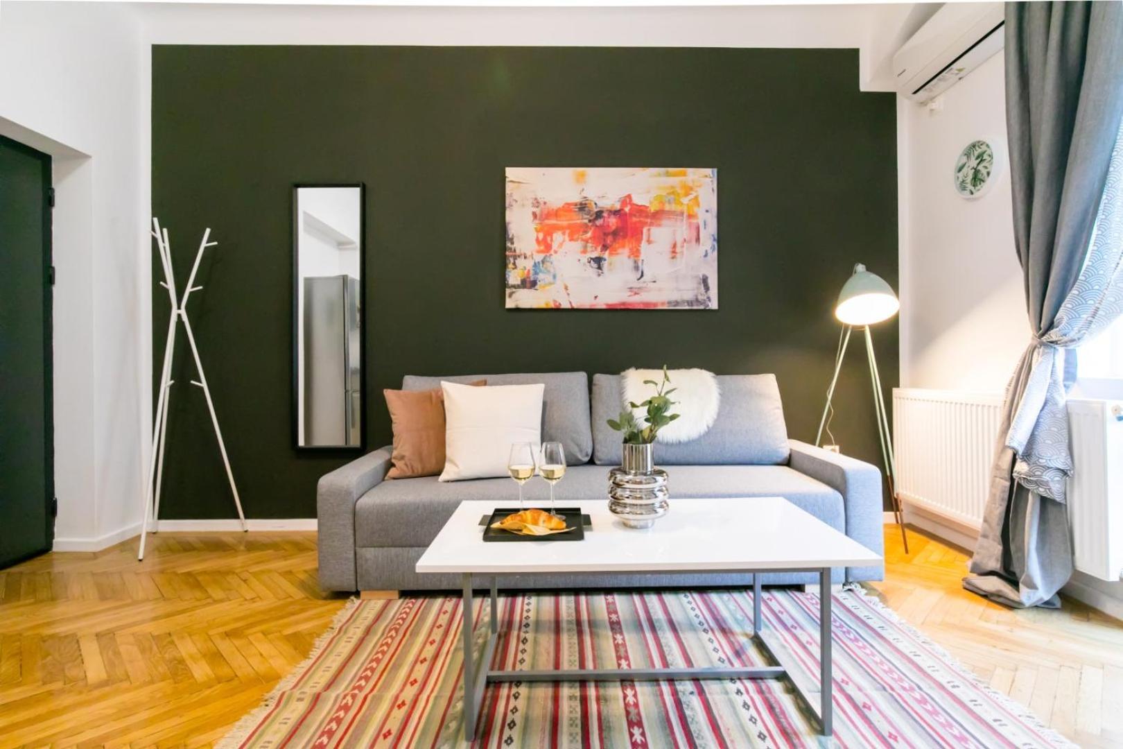 Heart Of The City - Cozy Apartments In Prime Location Bucarest Esterno foto
